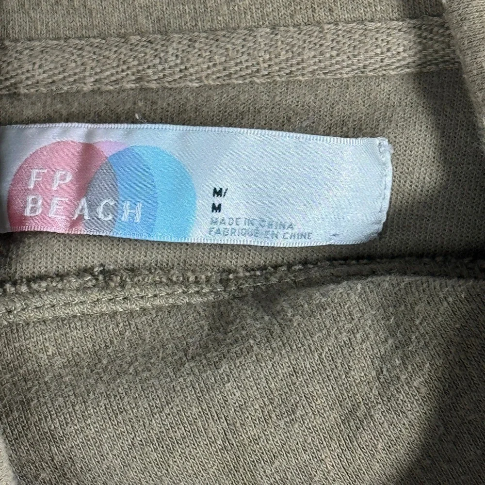 Free People Beach Olive Tan Funnel Neck Oversized Tunic Sweatshirt Pockets M GUC